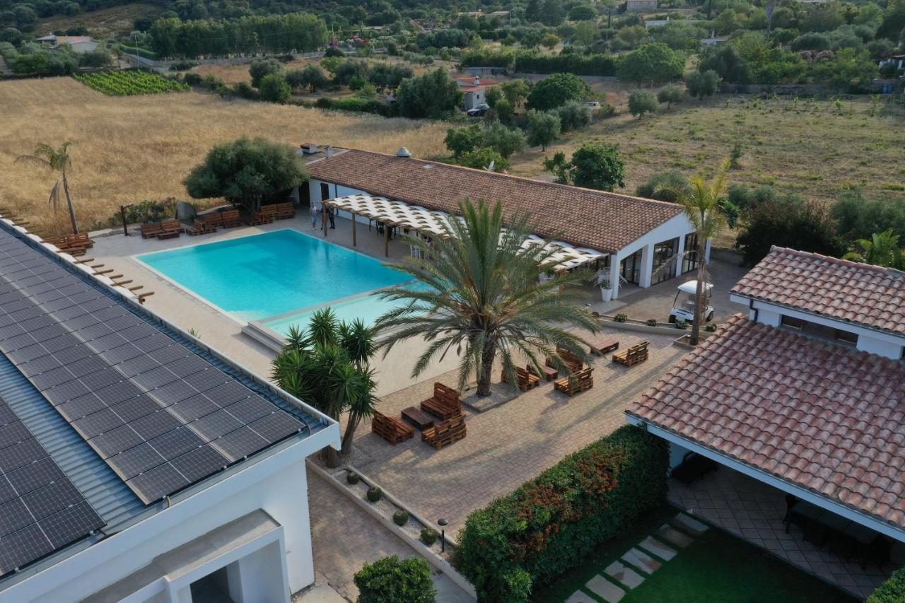 Sa Iba Resort Tertenia Ngoại thất bức ảnh